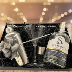 "Shaken not Stirred" 70cl Hamper